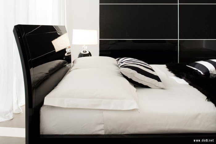 Canova letto laccato lucido nero testiera curva det
